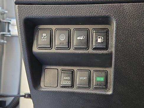 Certified 2019 Nissan Rogue SV image 24