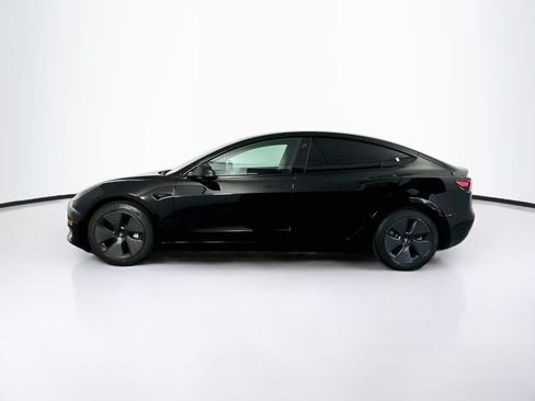 Used 2023 Tesla Model 3 Standard Range RWD image 4