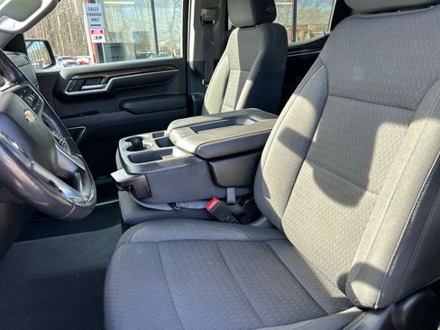Used 2022 Chevrolet Silverado 1500 LT image 19