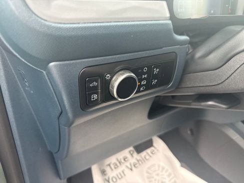 Used 2025 Ford Maverick XL image 23