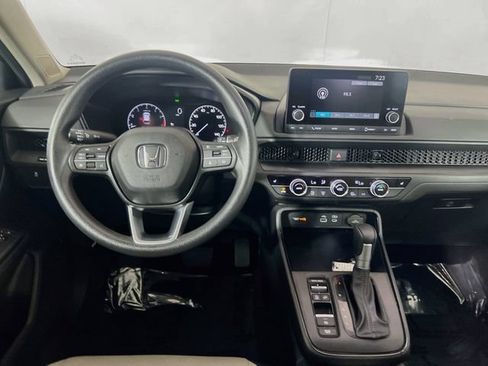 Certified 2024 Honda CR-V EX image 19
