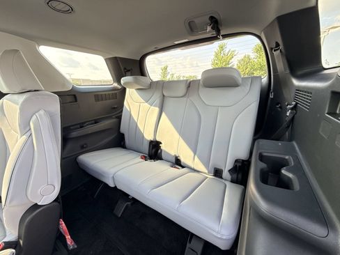 Certified 2025 Hyundai Palisade SEL AWD/4WD image 26