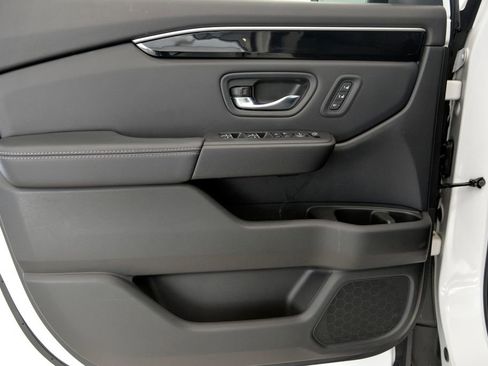 Used 2023 Honda Pilot EX-L image 33