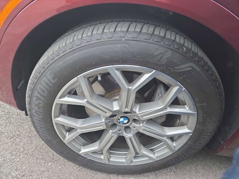 Used 2024 BMW X7 xDrive40i w/ Parking Assistance Package image 9