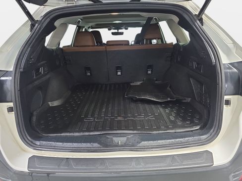 Used 2020 Subaru Outback Touring XT AWD/4WD image 12