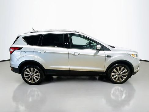 Used 2018 Ford Escape Titanium FWD image 6