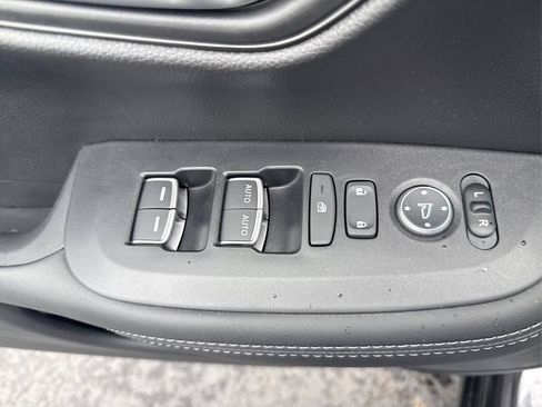 Used 2026 Honda HR-V EX-L image 32