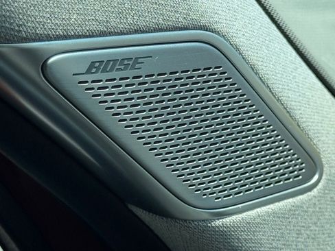 Used 2025 Hyundai Santa Fe Limited image 17