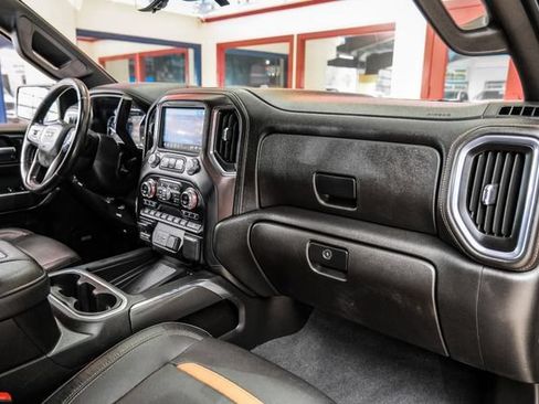 Used 2021 GMC Sierra 1500 AT4 w/ AT4 Value Package AWD/4WD image 13