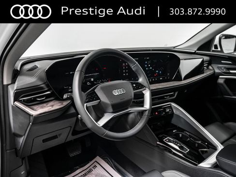 Used 2025 Audi Q5 Premium Plus w/ Premium Plus AWD/4WD image 13