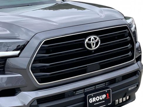 Used 2025 Toyota Sequoia SR5 w/ SR5 Premium Package RWD image 27