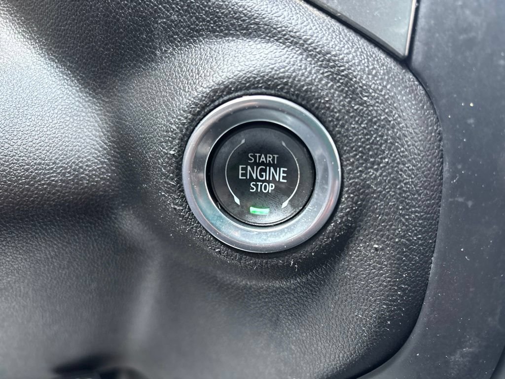 Certified 2019 Chevrolet Silverado 1500 LT AWD/4WD image 25