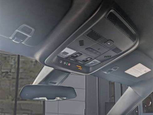 New 2025 Cadillac XT6 Premium Luxury image 34