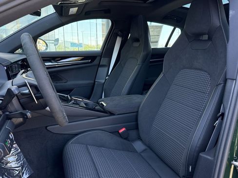 New 2025 Porsche Panamera image 5