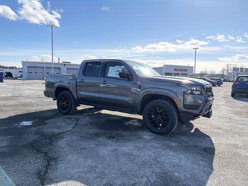 New 2026 Nissan Frontier SV image 3