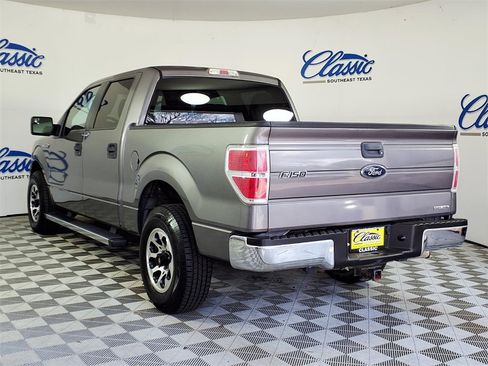 Used 2011 Ford F150 XLT image 2
