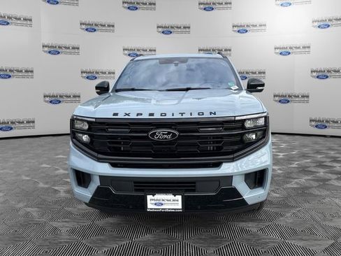 New 2025 Ford Expedition Max Platinum w/ Stealth Performance Package AWD/4WD image 8