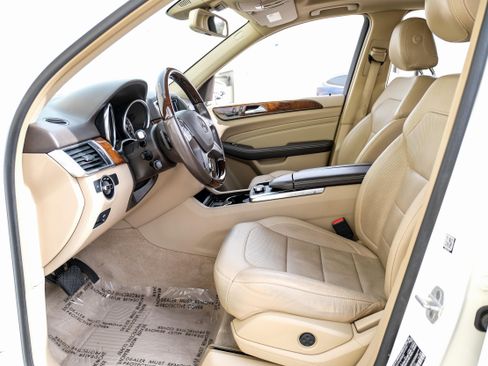 Used 2015 Mercedes-Benz ML 350 4MATIC image 3
