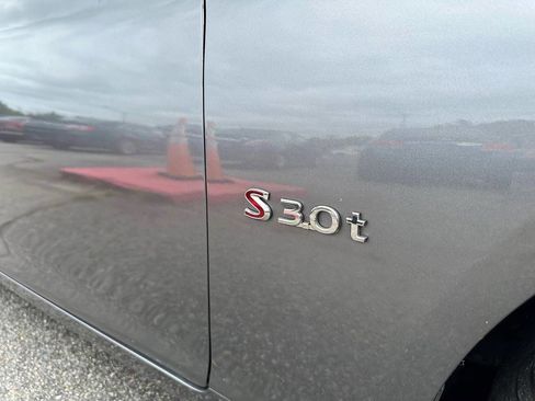 Used 2017 INFINITI Q50 Red Sport 400 image 2