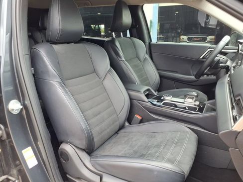 Used 2025 Mitsubishi Outlander SE AWD/4WD image 12