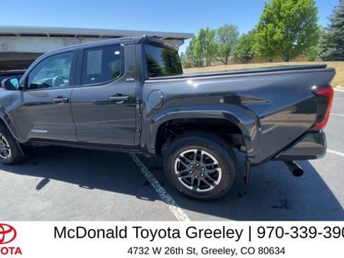 Certified 2024 Toyota Tacoma SR5 AWD/4WD image 7