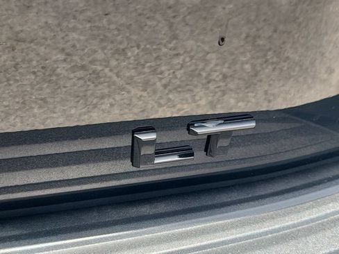 New 2026 Chevrolet Suburban LT w/ Comfort Package RWD image 9