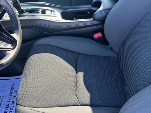 Used 2022 Honda HR-V Sport image 22