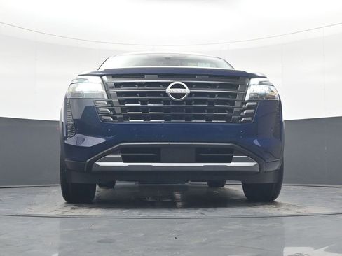 New 2026 Nissan Pathfinder SL image 16