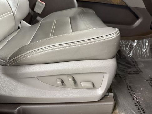 Used 2018 GMC Yukon XL Denali w/ Denali Ultimate Package image 43