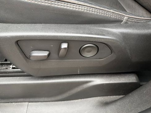 Used 2021 Chevrolet Tahoe High Country image 17