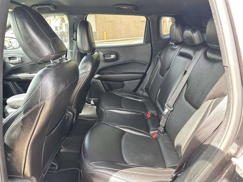 Used 2021 Jeep Compass Latitude AWD/4WD image 12