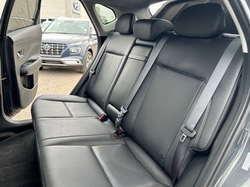 Used 2024 Hyundai Kona Limited image 9