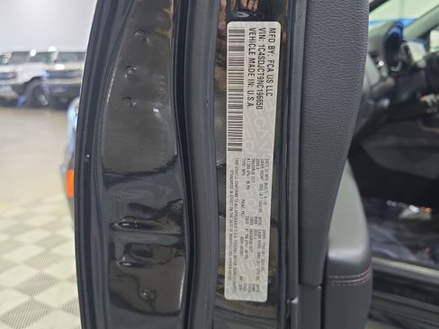 Used 2022 Dodge Durango R/T image 38