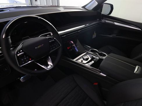 Used 2026 Cadillac Escalade V AWD/4WD image 19