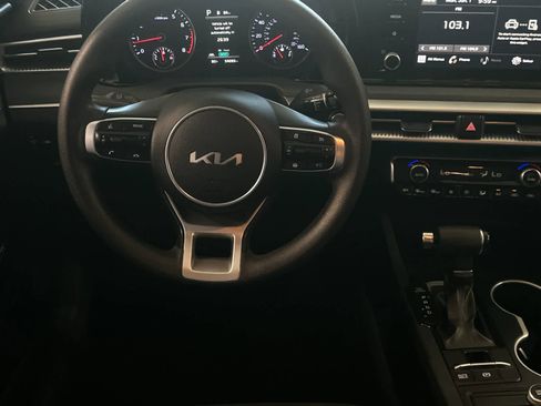 Used 2022 Kia K5 LXS FWD image 15
