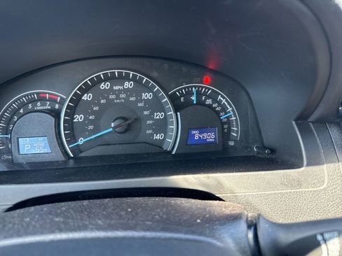 Used 2014 Toyota Camry LE FWD image 18