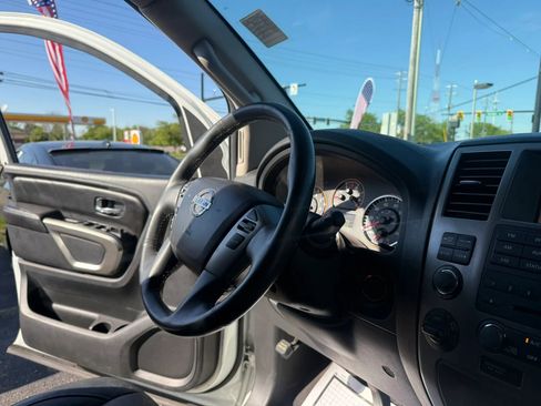 Used 2015 Nissan Armada SL AWD/4WD image 29