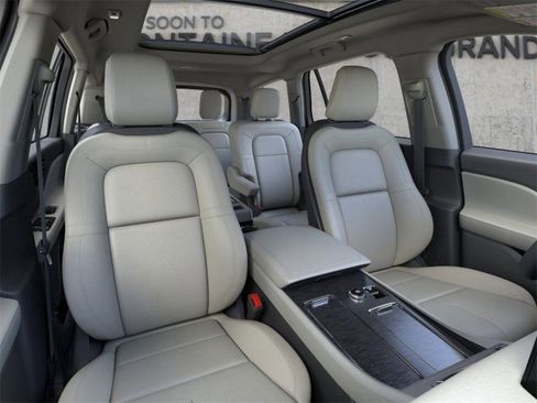 New 2026 Lincoln Aviator Reserve image 10