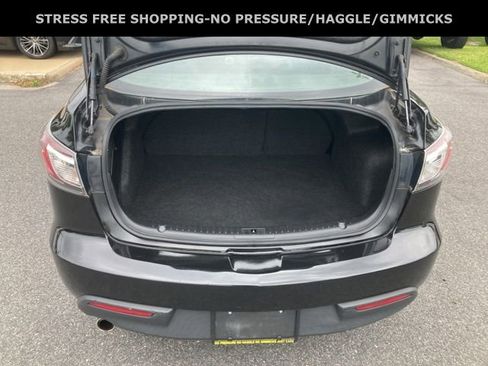 Used 2010 MAZDA MAZDA3 i Touring image 29