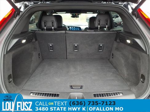 Used 2024 Cadillac XT4 Premium Luxury image 28