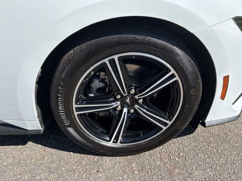 Used 2025 Ford Mustang Premium RWD image 16