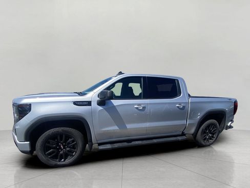 Used 2022 GMC Sierra 1500 Elevation w/ X31 Off-Road Package AWD/4WD image 6