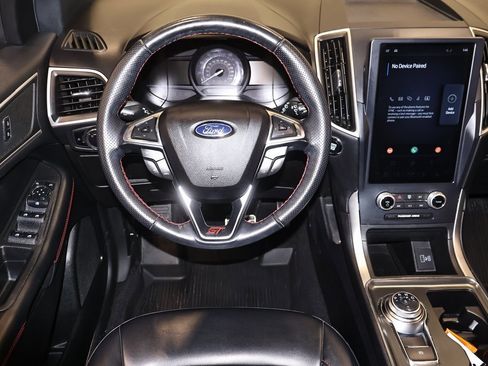 Certified 2023 Ford Edge ST-Line image 22