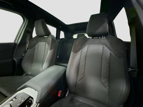 New 2026 BMW X3 xDrive30i w/ Premium Package AWD/4WD image 5