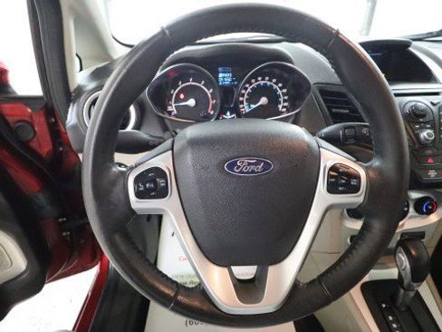 Used 2014 Ford Fiesta SE FWD image 15