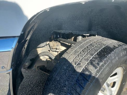 Used 2012 Chevrolet Silverado 2500 W/T image 17