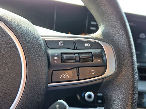 Used 2023 Kia Sportage LX FWD image 24