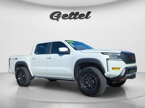 Used 2023 Nissan Frontier PRO-4X w/ Pro-4X Premium Package image 3