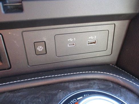 Used 2023 Nissan Armada Platinum w/ Captain's Chairs Package image 35