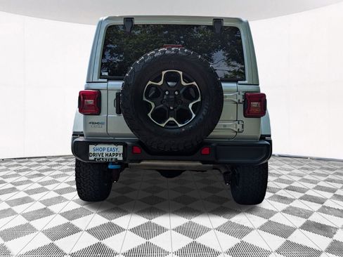 Used 2023 Jeep Wrangler Unlimited Rubicon 4xe w/ Cold Weather Group AWD/4WD image 17